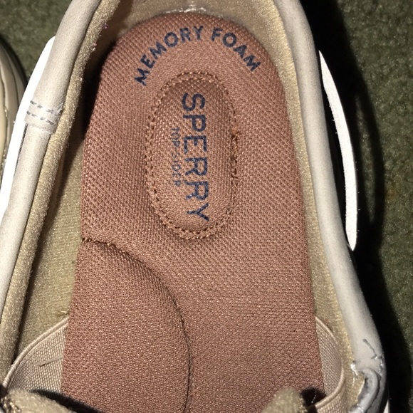 Sperry Boat Shoes - Picture 2 of 6